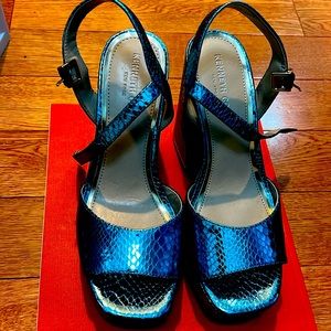 Dolly Teal Metallic Platform Sandals - New Never Worn